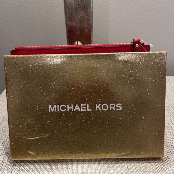 Michael Kors Leather Jet Set Lg Zip Clutch/Wristlet - Picture 4 of 8
